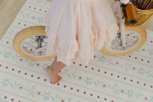 Tapetinho Collab Mariana Jabur - Blossom Stripe