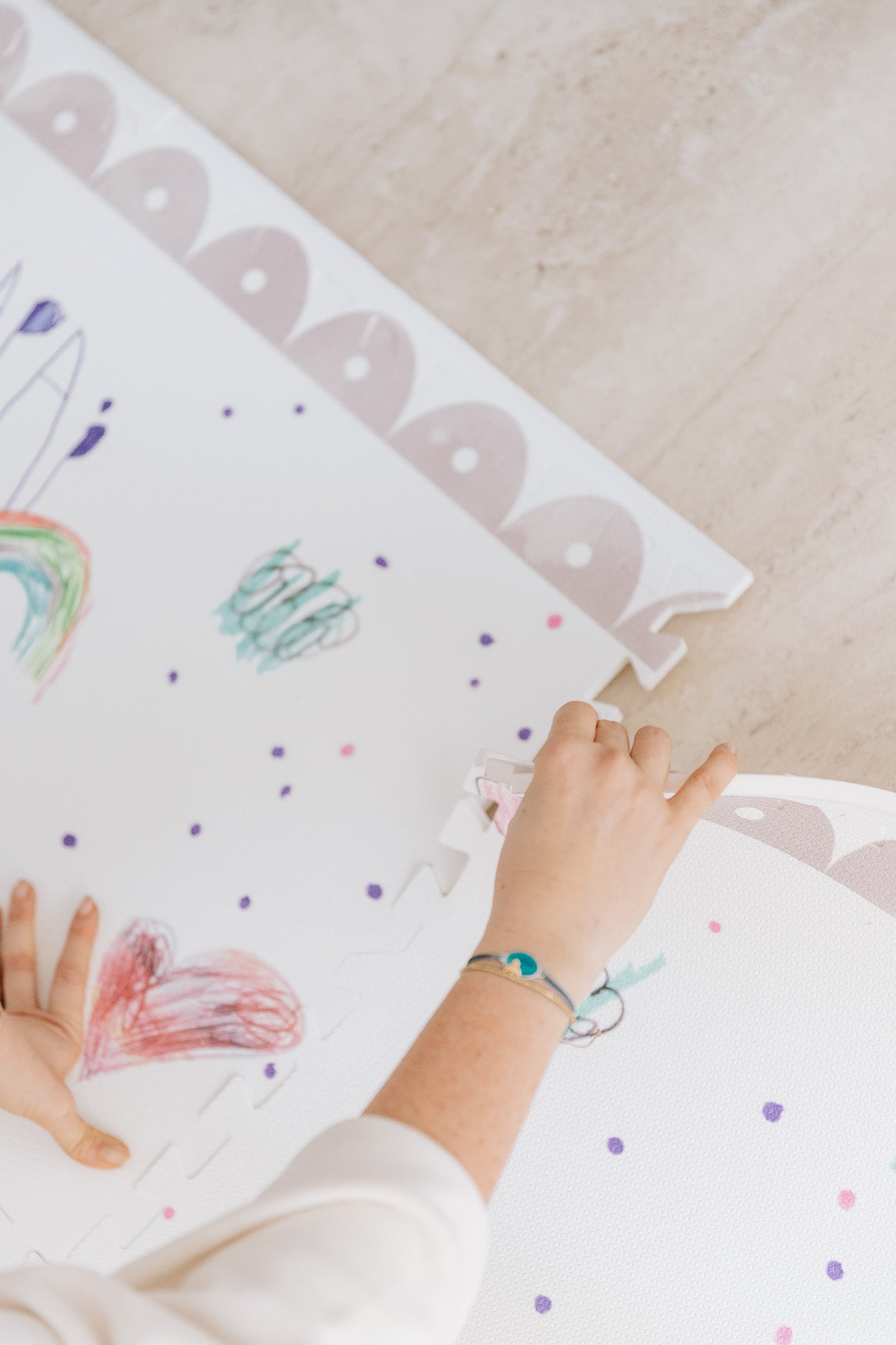 Tapetinho Doodles Collab guardei.co - Tapete Infantil de EVA Premium
