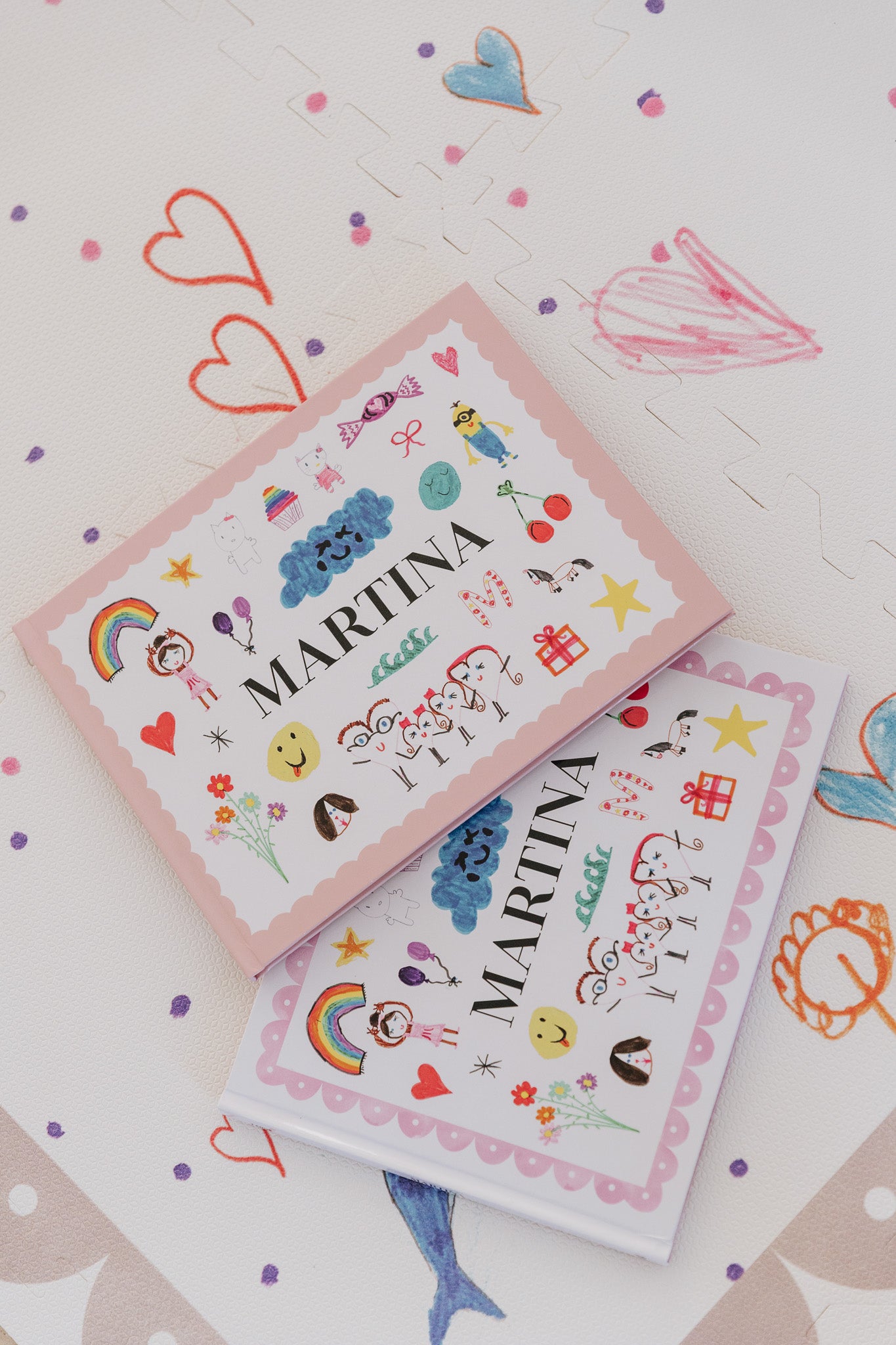 Tapetinho Doodles Collab guardei.co - Tapete Infantil de EVA Premium