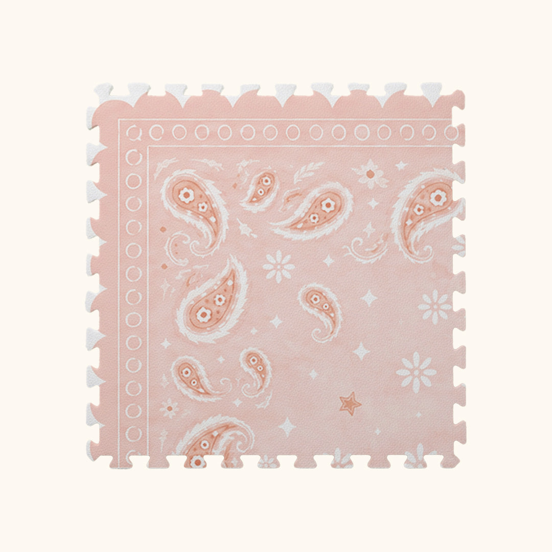 Tapetinho de EVA Bandana Rosa Tini Tiny — tapete infantil premium feito no Brasil