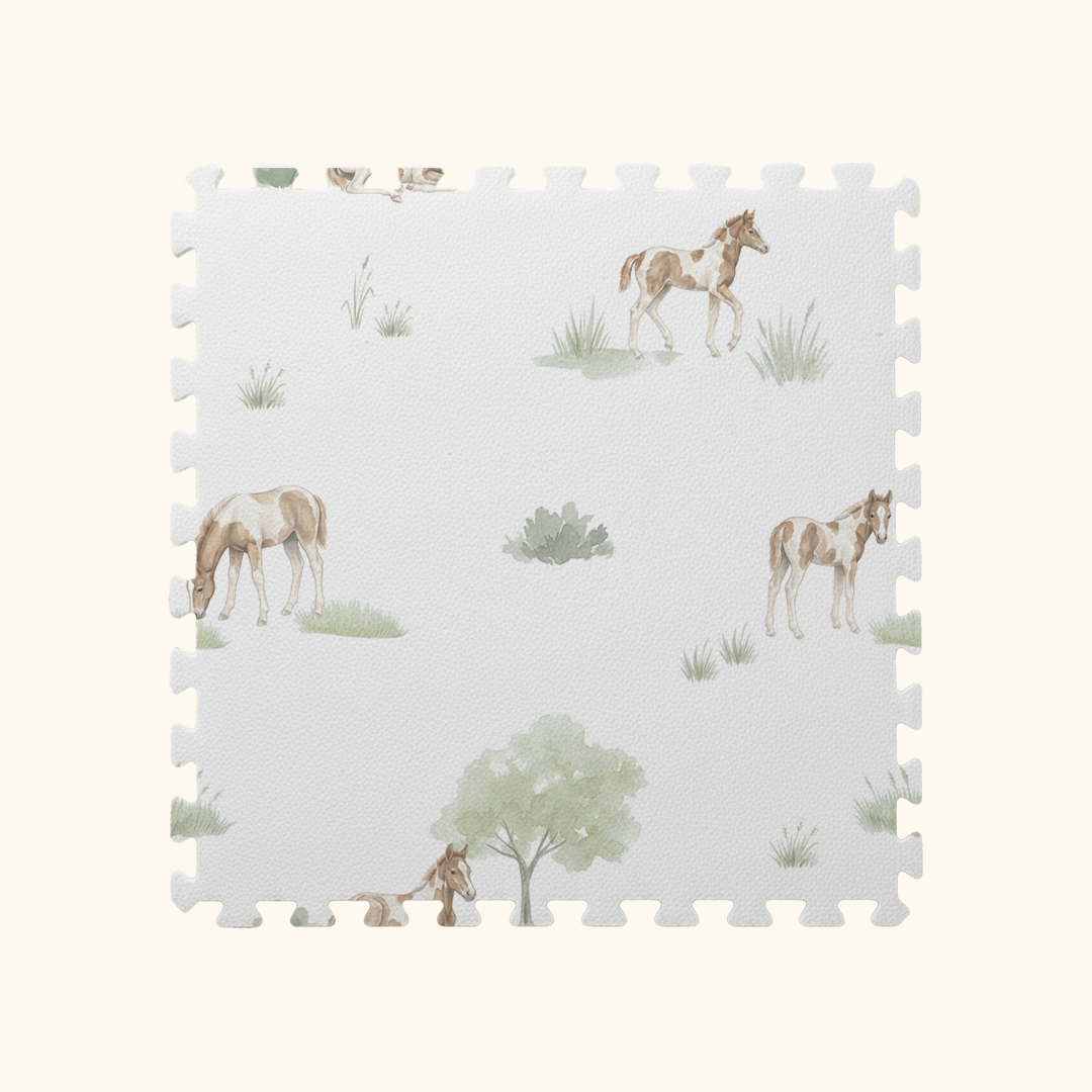 Tapetinho de EVA Cavalos Verde Tini Tiny — tapete infantil premium feito no Brasil