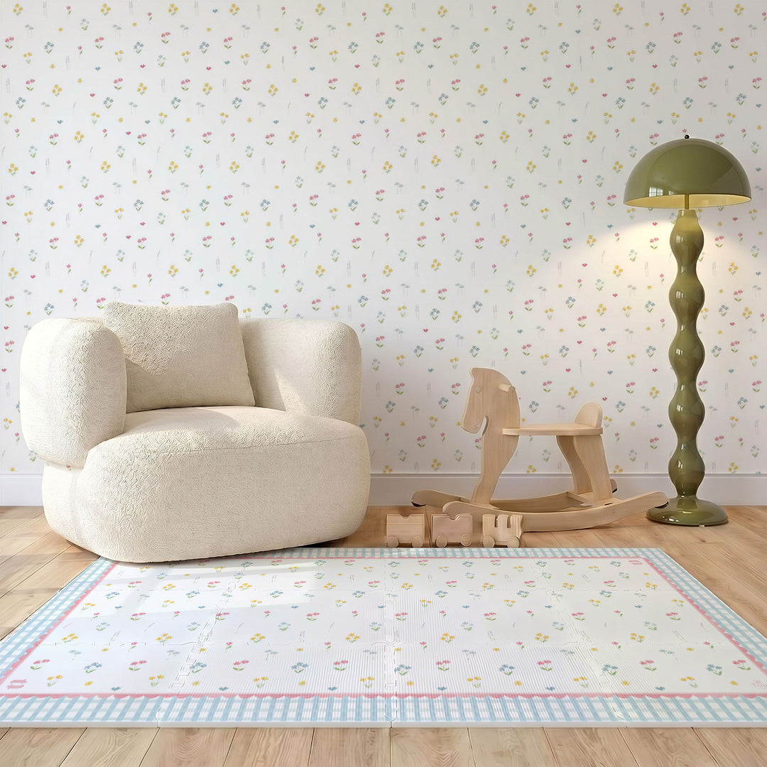 Tapete infantil Primavera Tini Tiny e Tom Wallpapers no quarto de bebê — tapetinho de EVA premium