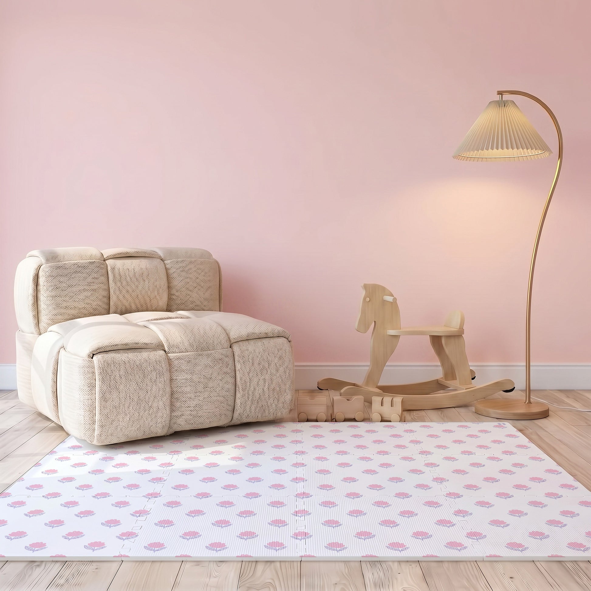 Tapete infantil Flora Rosa Tini Tiny no quarto de bebê — tapetinho de EVA premium